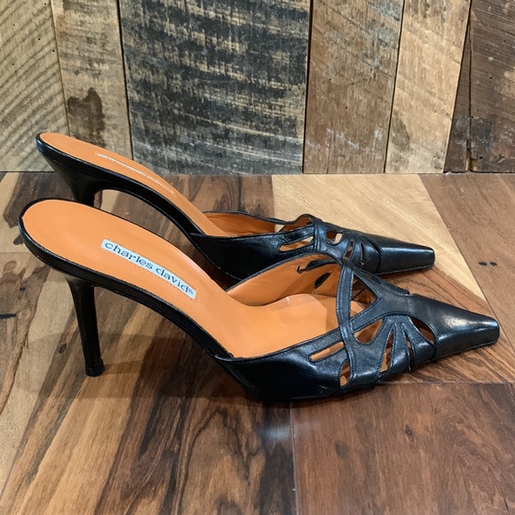 Charles Davis black pointed heels - Picture 2 of 8